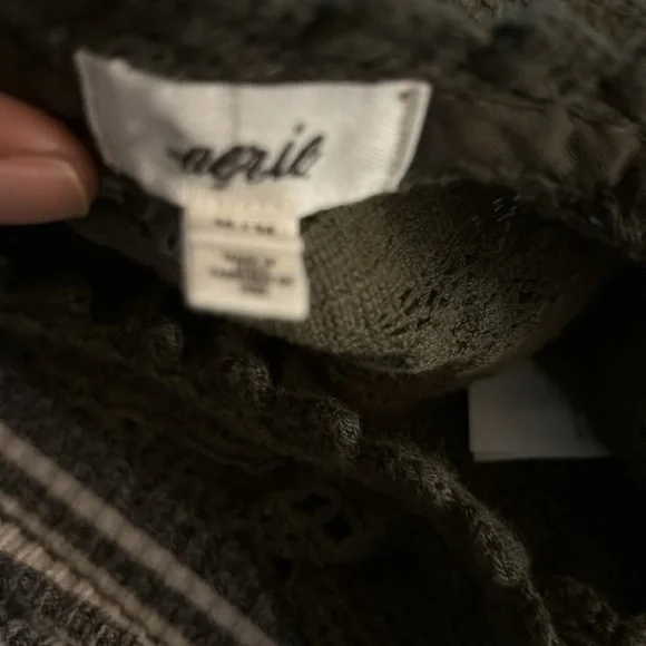 Aerie Textured Lace Tank Top(Pit to pit 17” Length 16”) - Picture 4 of 4